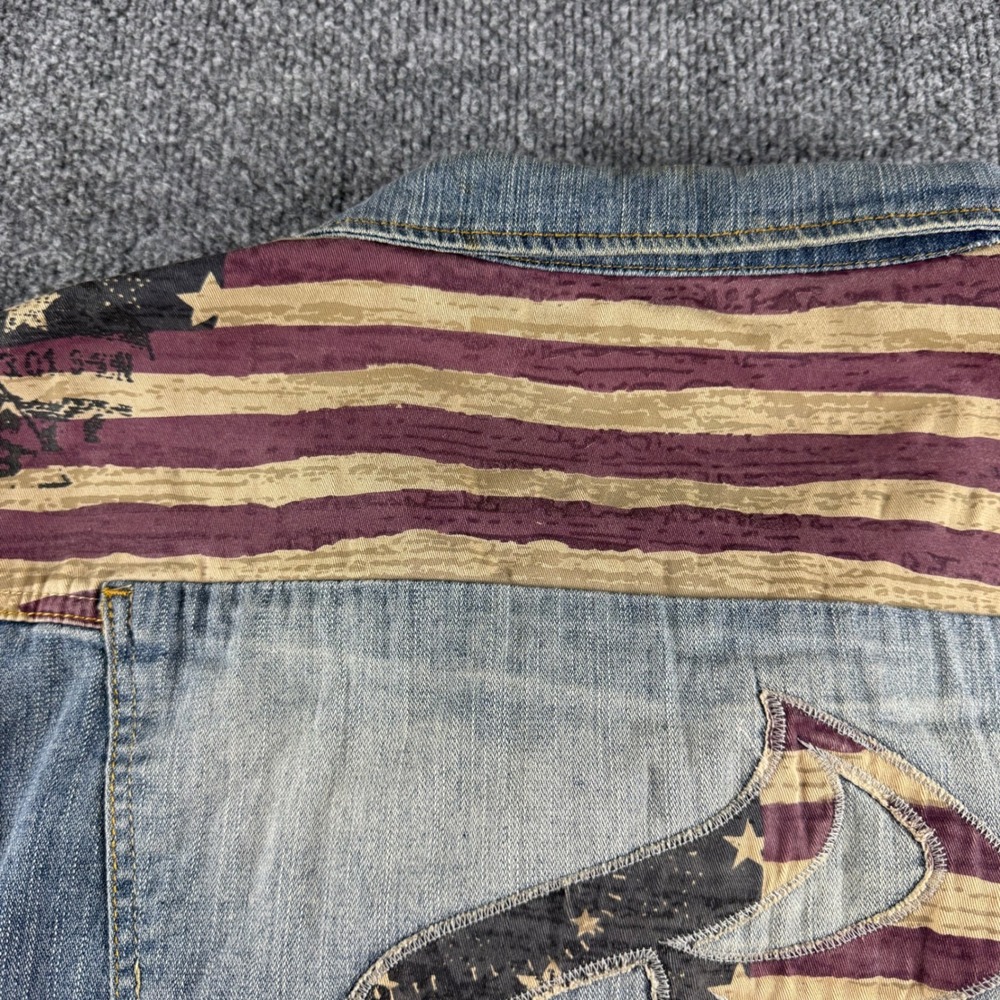 Rocawear Classic Womens 3X Distressed Denim Jacket Americana Logo Cropped Blue - Picture 11 of 11